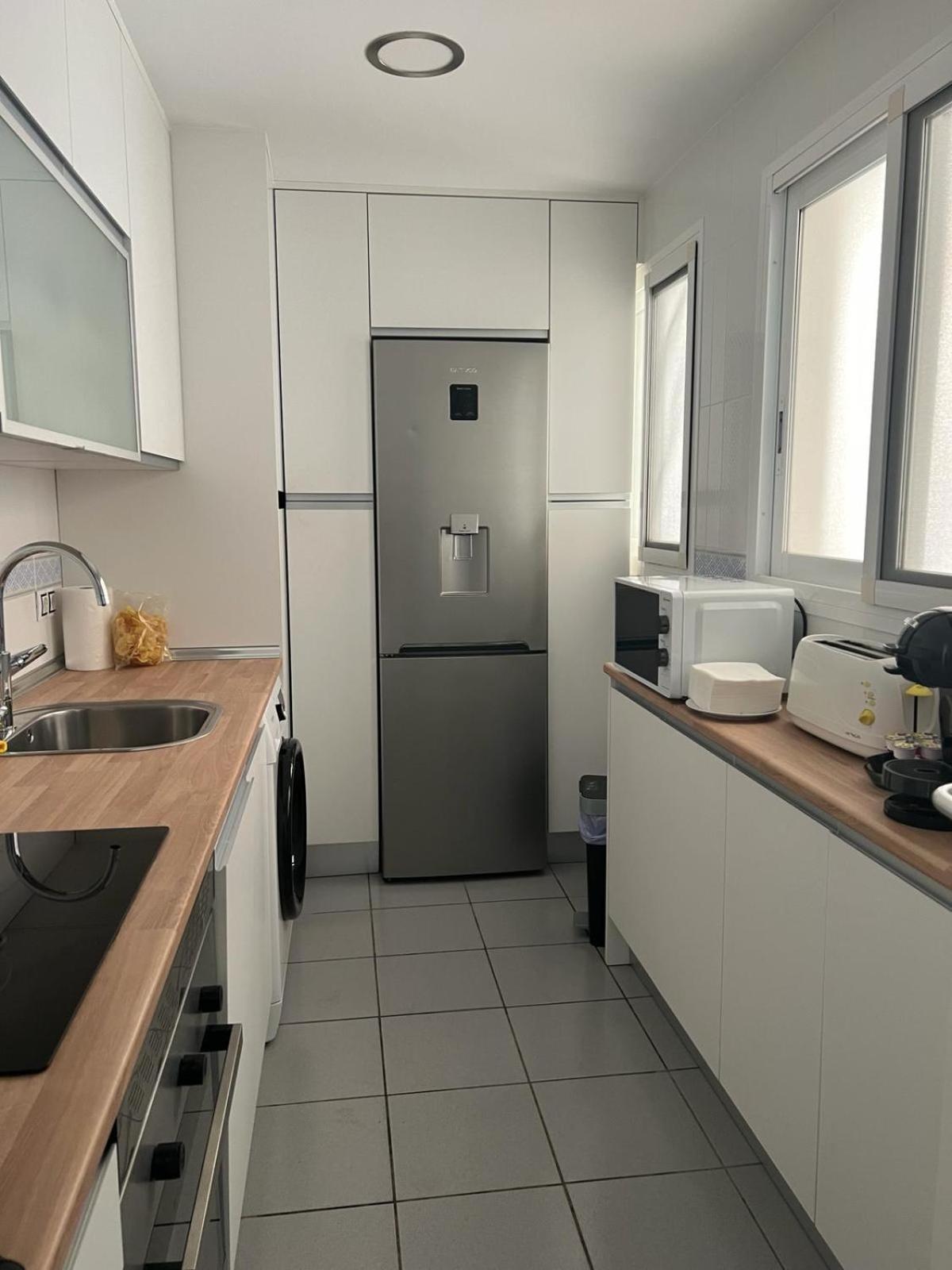 Apartamento Para 4 Personas Frente Al Mar Benidorm Luaran gambar